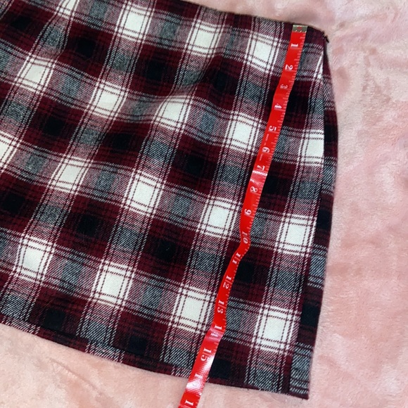 Forever 21 Plaid Mini Skirt - Picture 5 of 5
